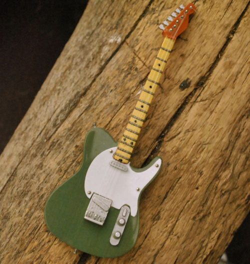 Miniatur Gitar Fender Telecaster