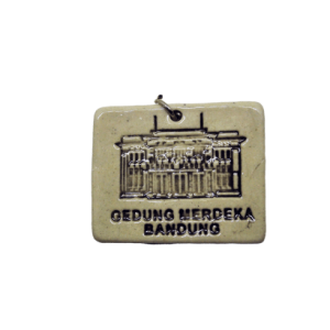 Gantungan Kunci Keramik Gedung Merdeka Bandung